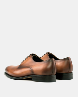 Outlet - Derby in Tobacco