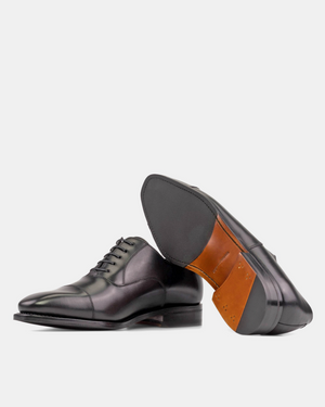Outlet - Ashford Black Calf - Half Rubber Sole