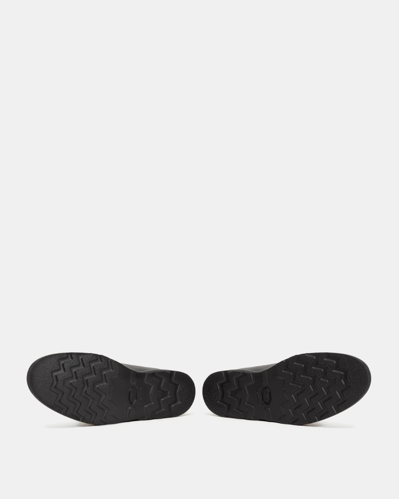 Black Waxed Suede Lightweight Chukka Boot