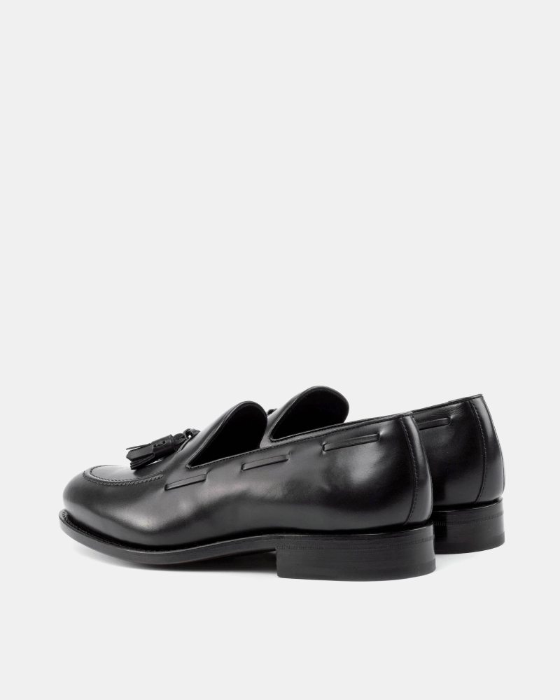 [SALE] - Thomas Black Tassel Loafer - 675