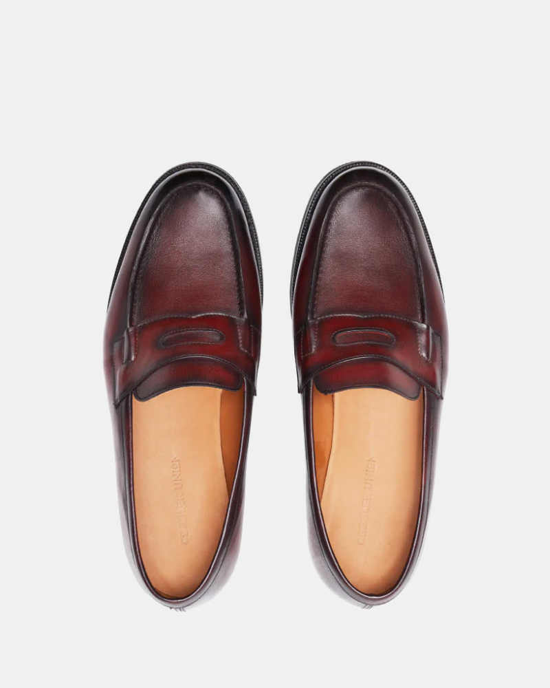 Burgundy sales color loafers