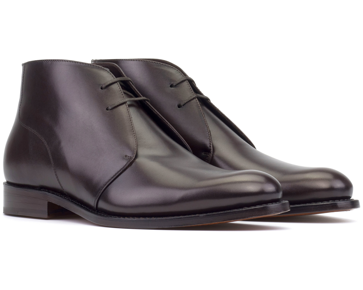 Chukka Dark Brown 675