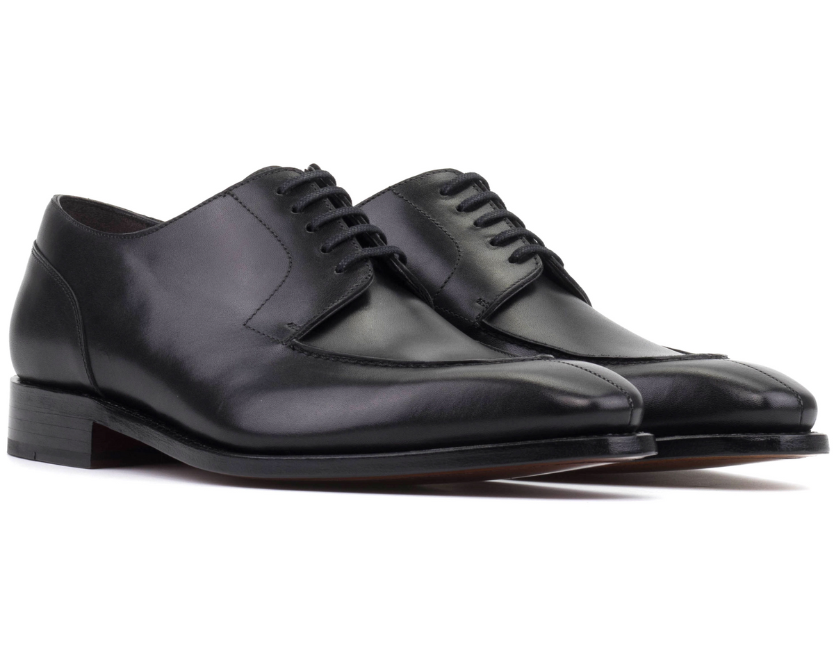 Norwegian Black 722