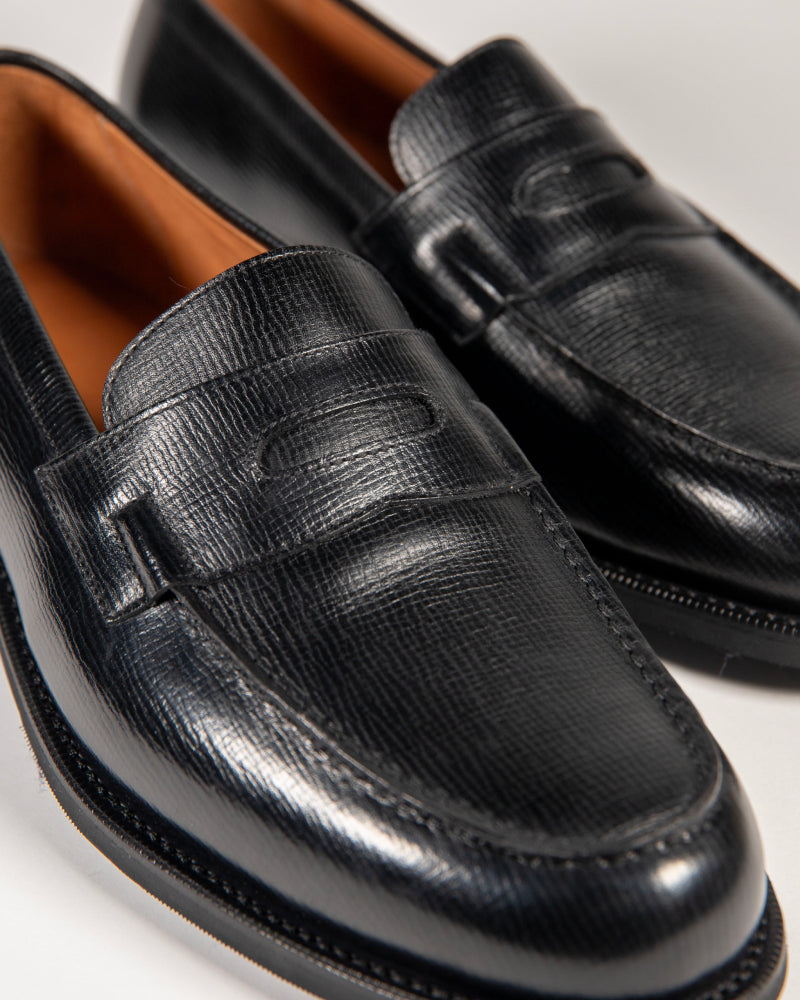 Black Alcazar Loafer