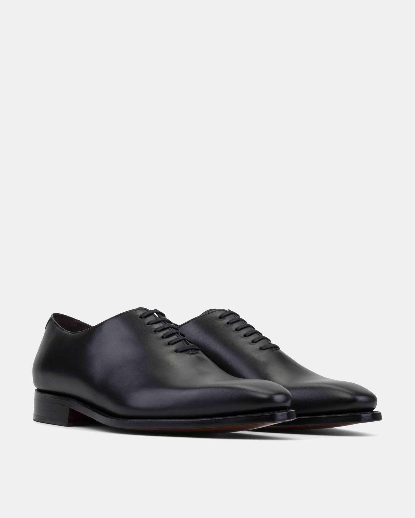 Vincent Black Calf Wholecut in 722