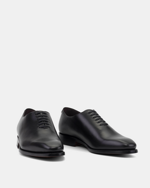 Vincent Black Calf Wholecut in 722