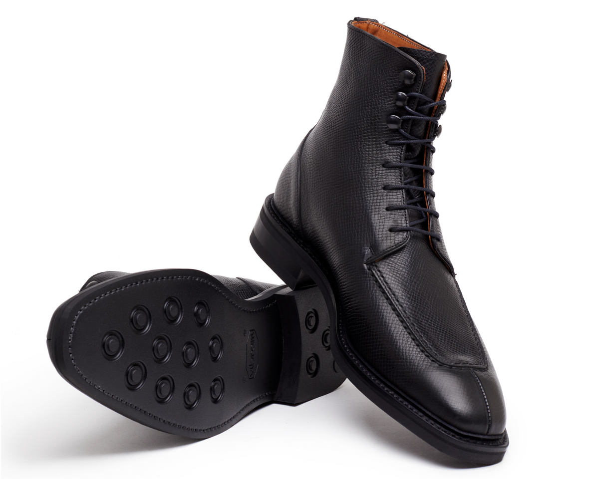 daneil black alcazar